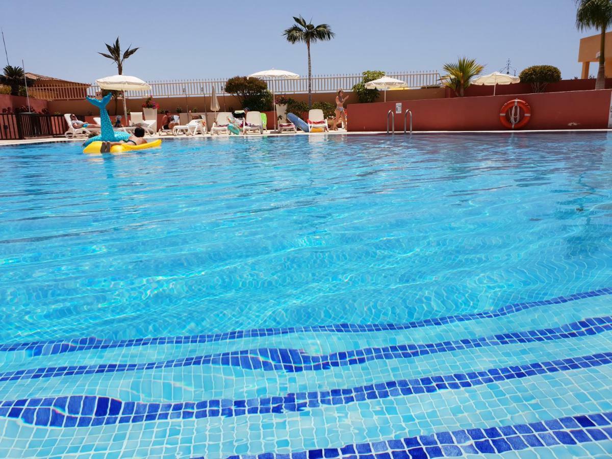 אדחה Terrazas Del Duque 2, Terrace, Sea View, Only 300 M To Beach, Heated Pool, Air Conditioning, Wifi Internet, Dishwasher, Washing Machine מראה חיצוני תמונה